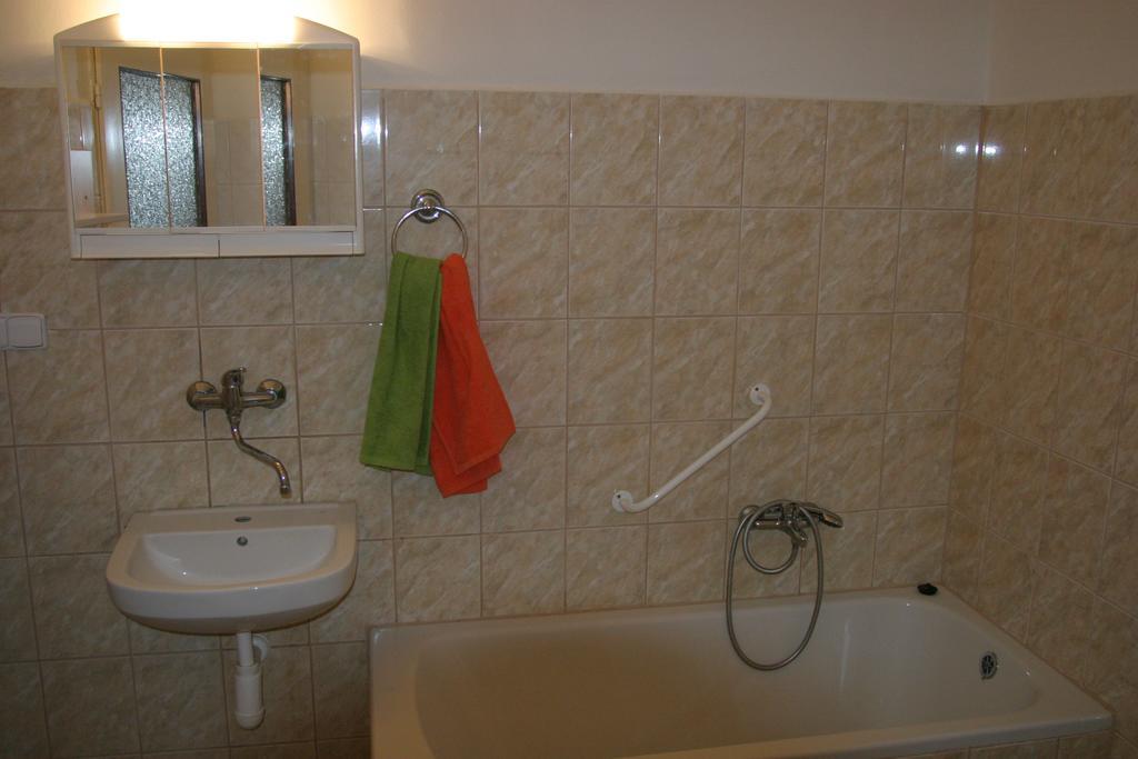 Apartmany Карлштейн Екстер'єр фото