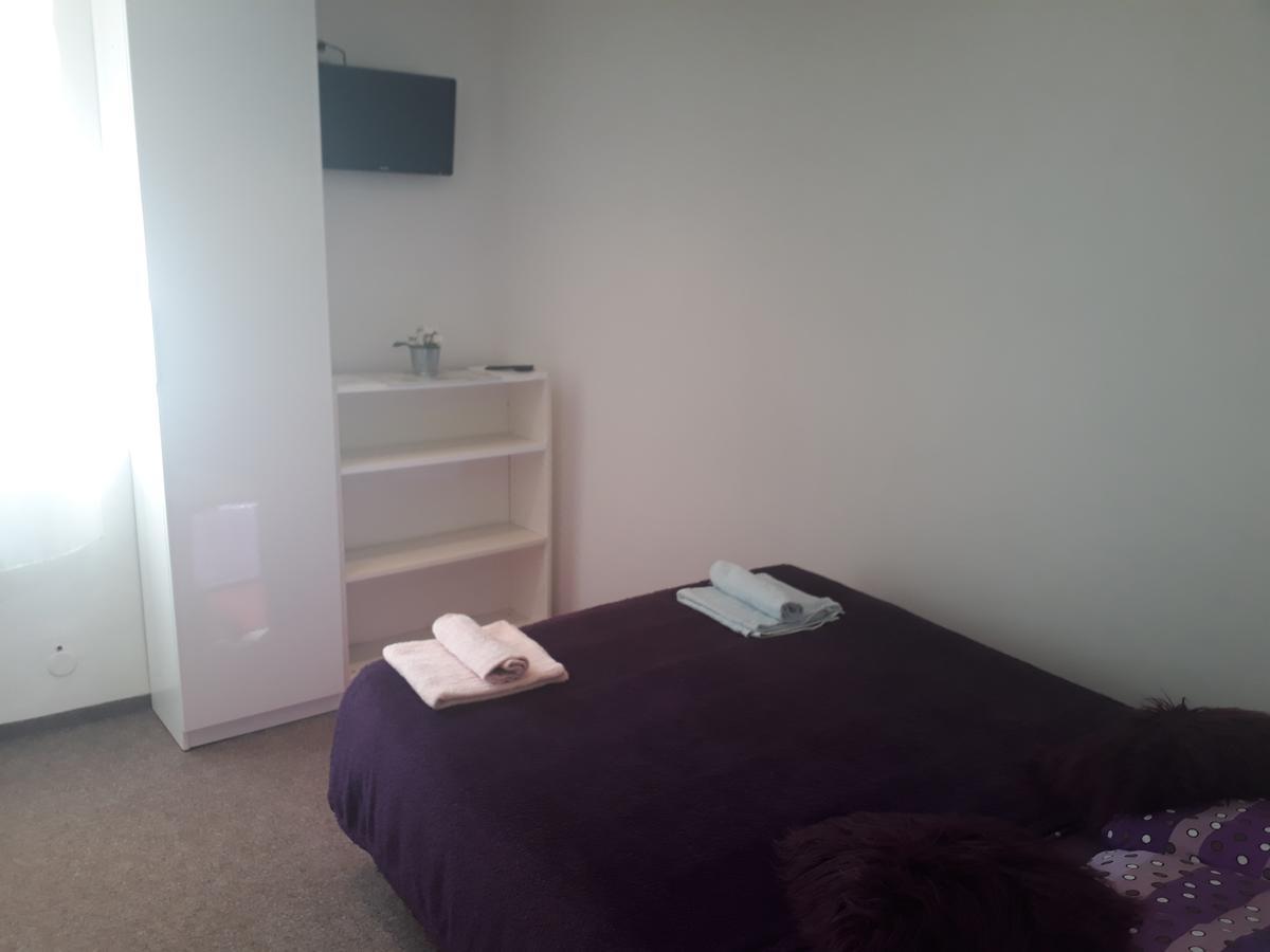 Apartmany Карлштейн Екстер'єр фото